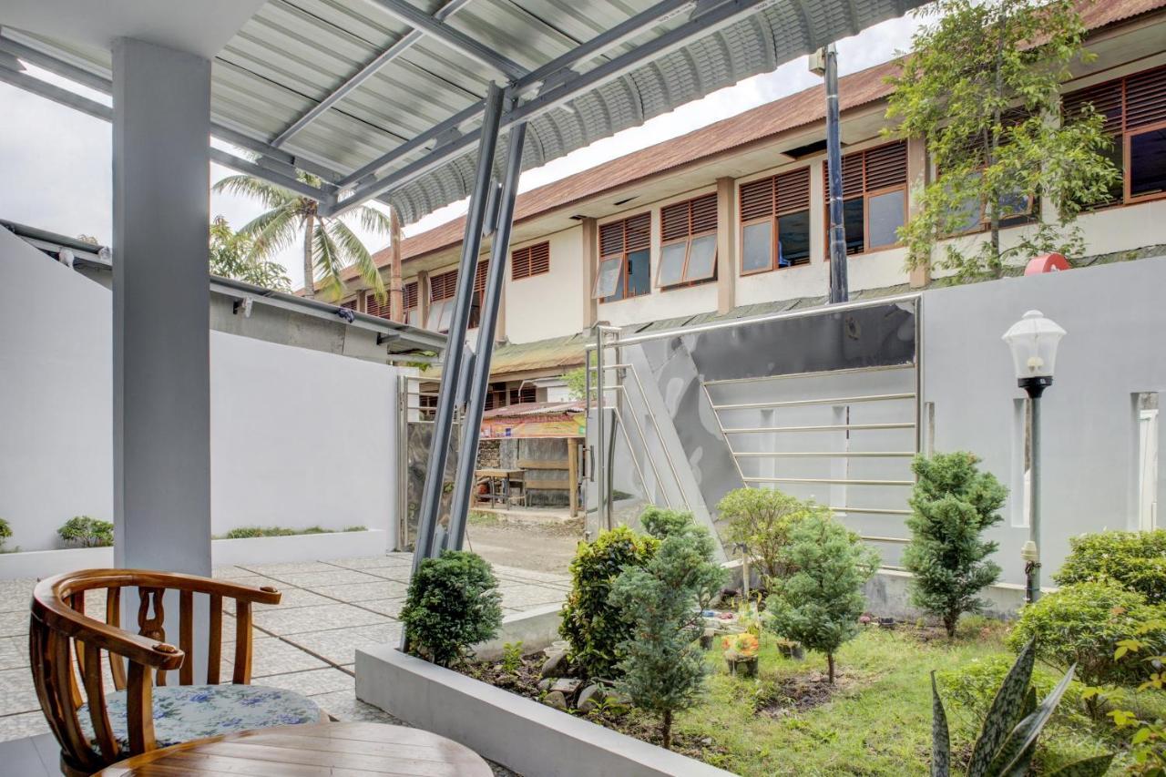 Oyo 3690 Wisma Yani Syariah Padang  Esterno foto