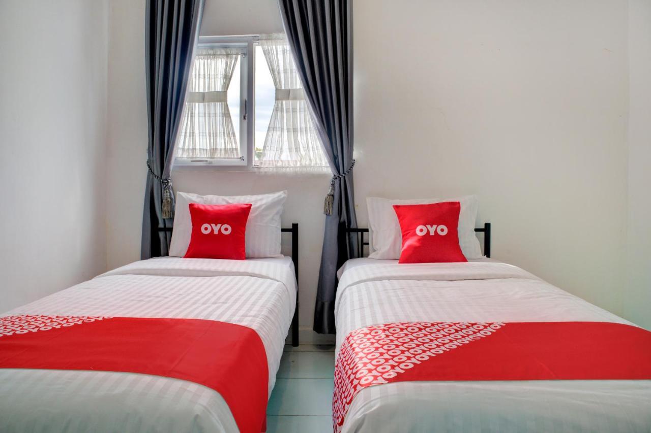Oyo 3690 Wisma Yani Syariah Padang  Esterno foto